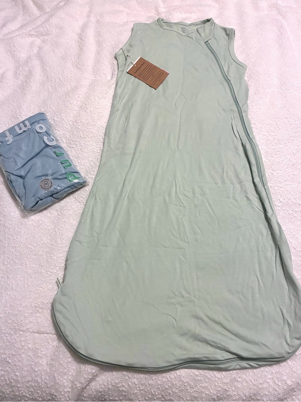 Open box condition. This is a 2-pack of PurComfy Supersoft Bamboo Sleep Sacks